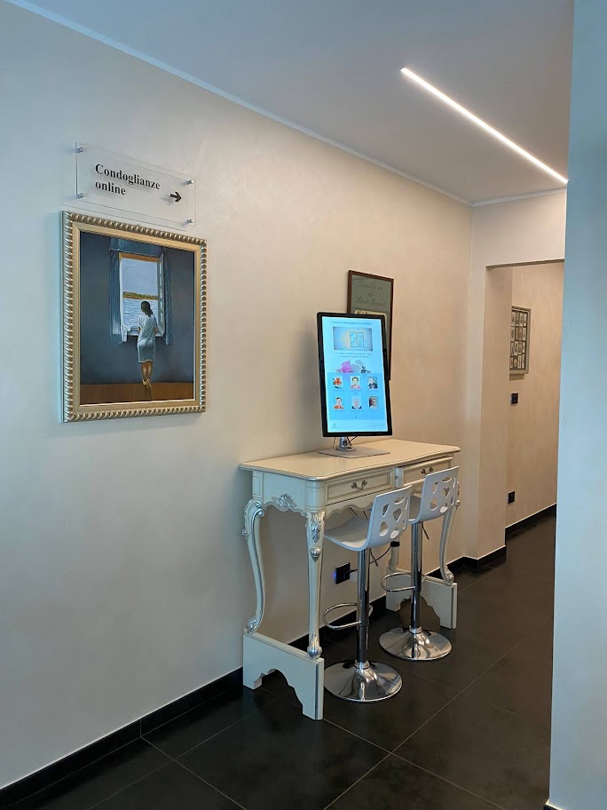 Postazione tablet per cordogli online